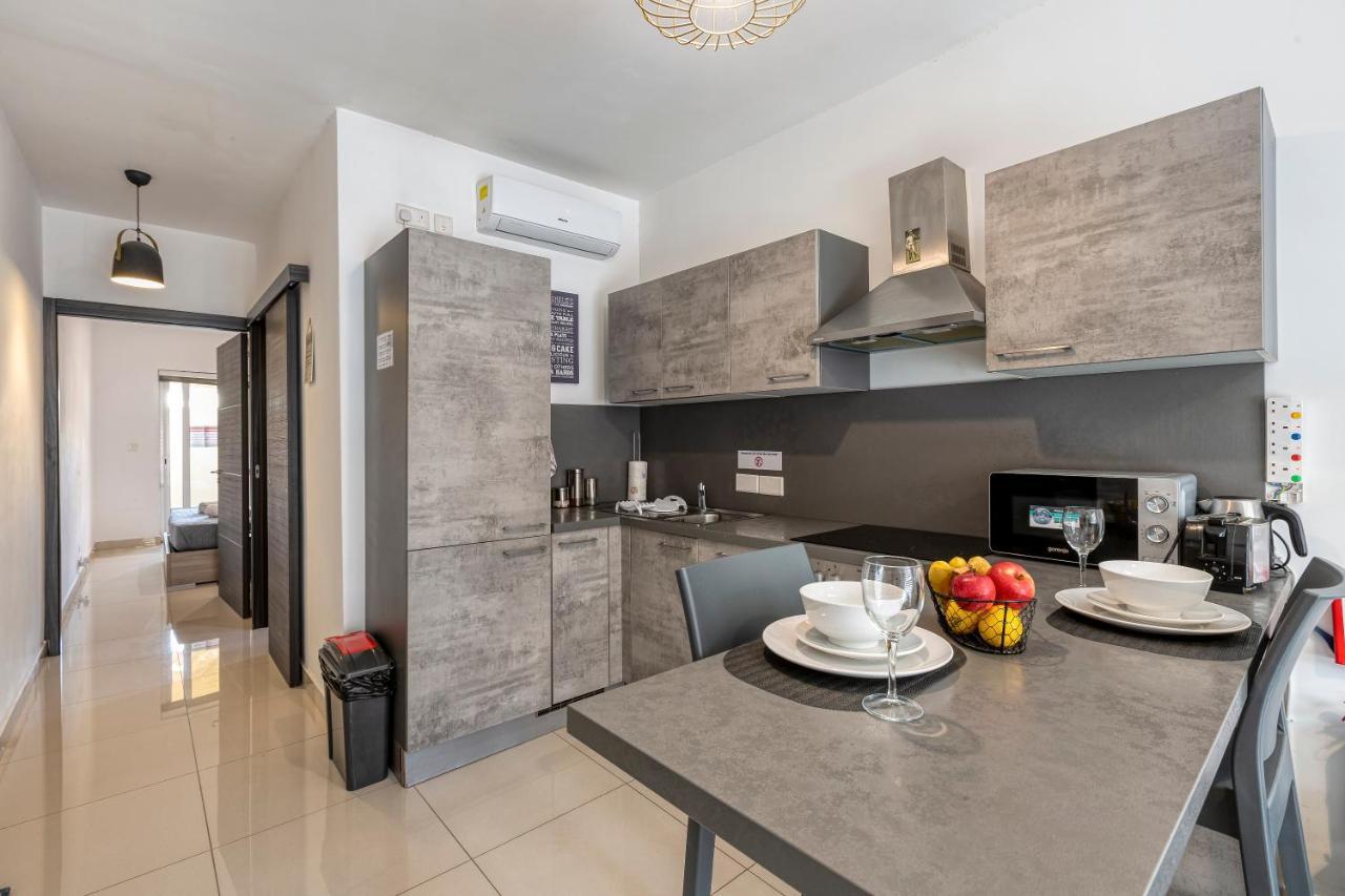 Entire Apartment For Your Holiday Tal-Ħriereb エクステリア 写真