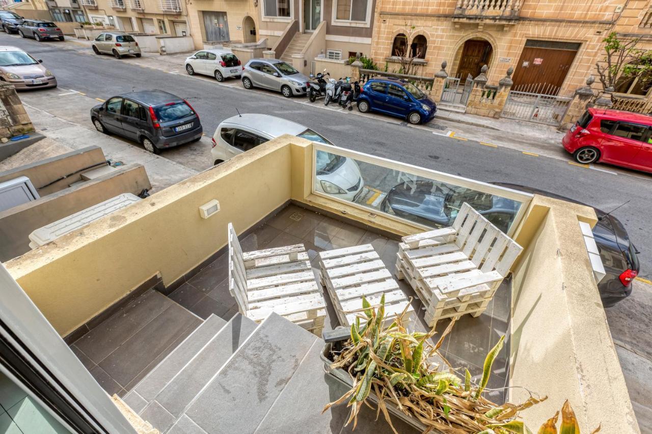 Entire Apartment For Your Holiday Tal-Ħriereb エクステリア 写真
